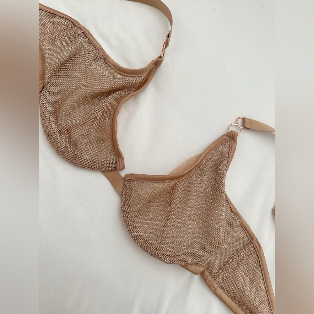 VS Rose Gold Mesh Bra NWT